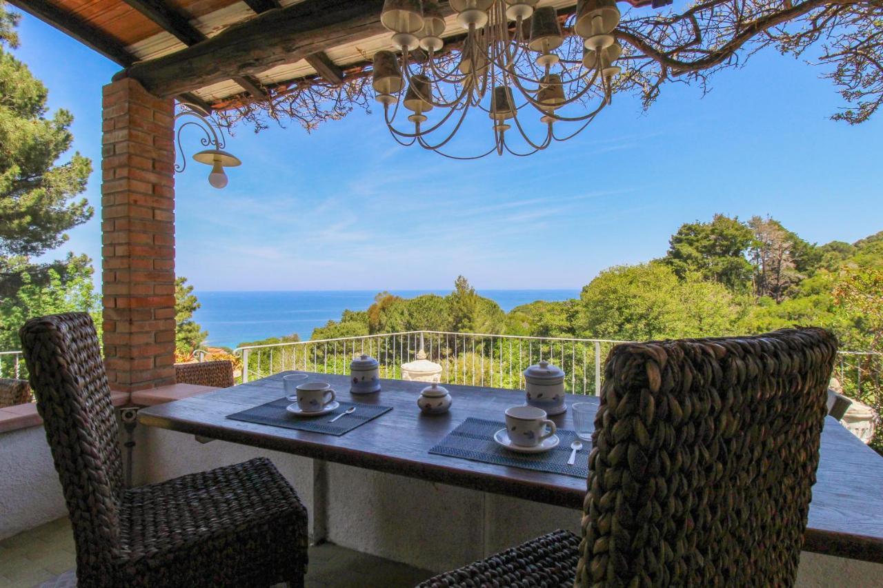 Casa Panoramica Bouganville Holiday home *