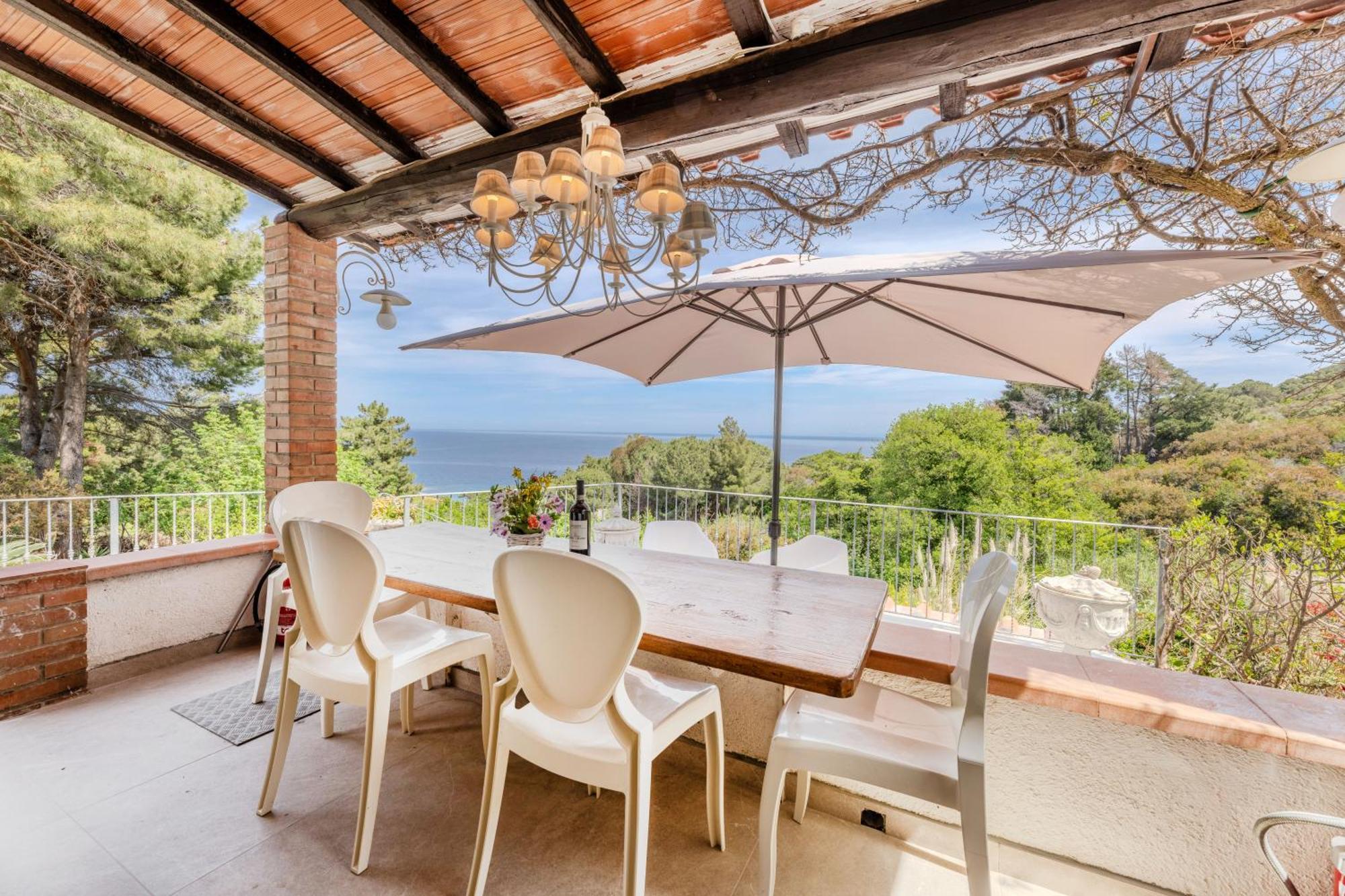 Holiday home Casa Panoramica Bouganville Sant'Andrea (Isola d'Elba)