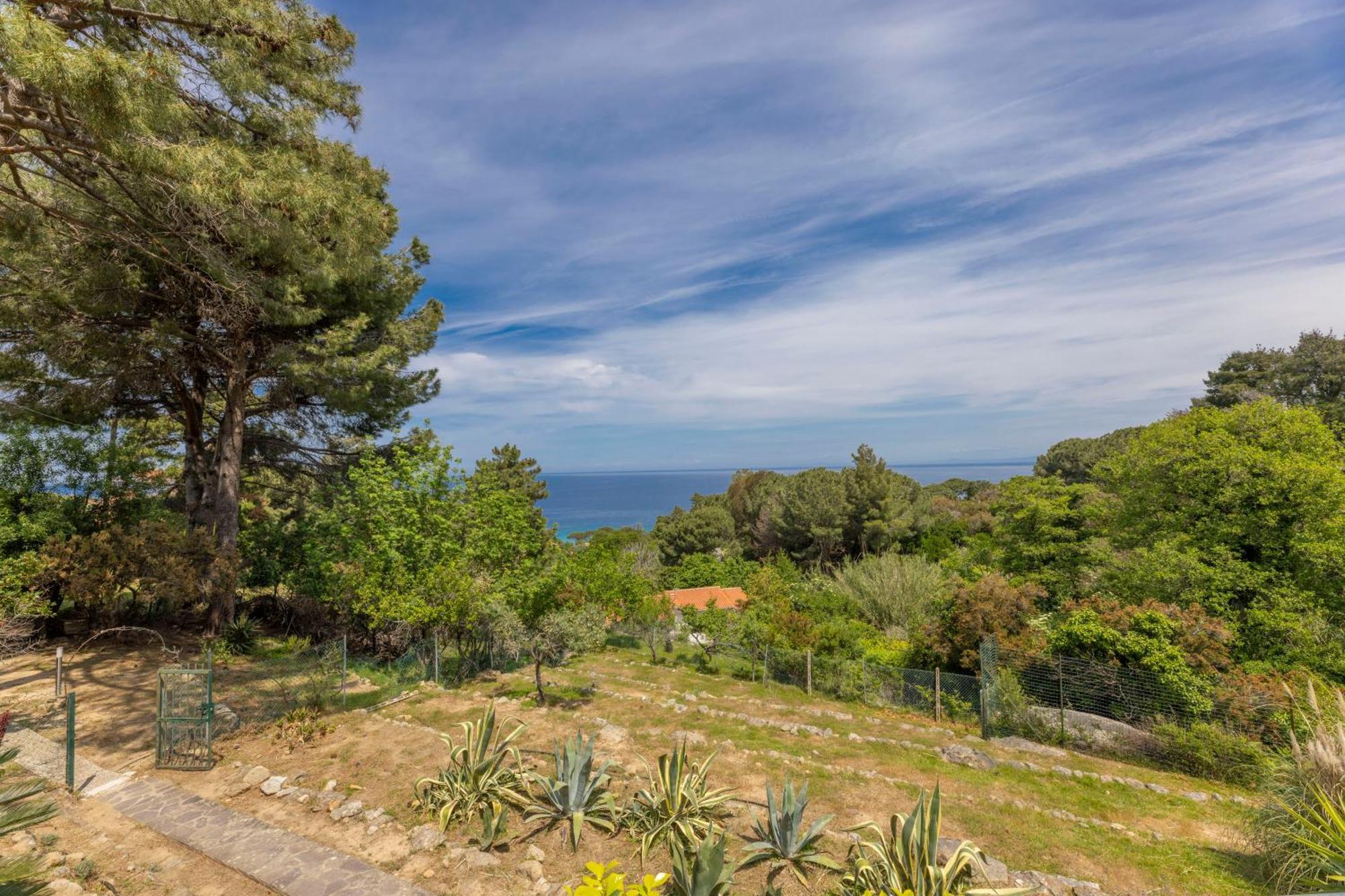Casa Panoramica Bouganville Holiday home *