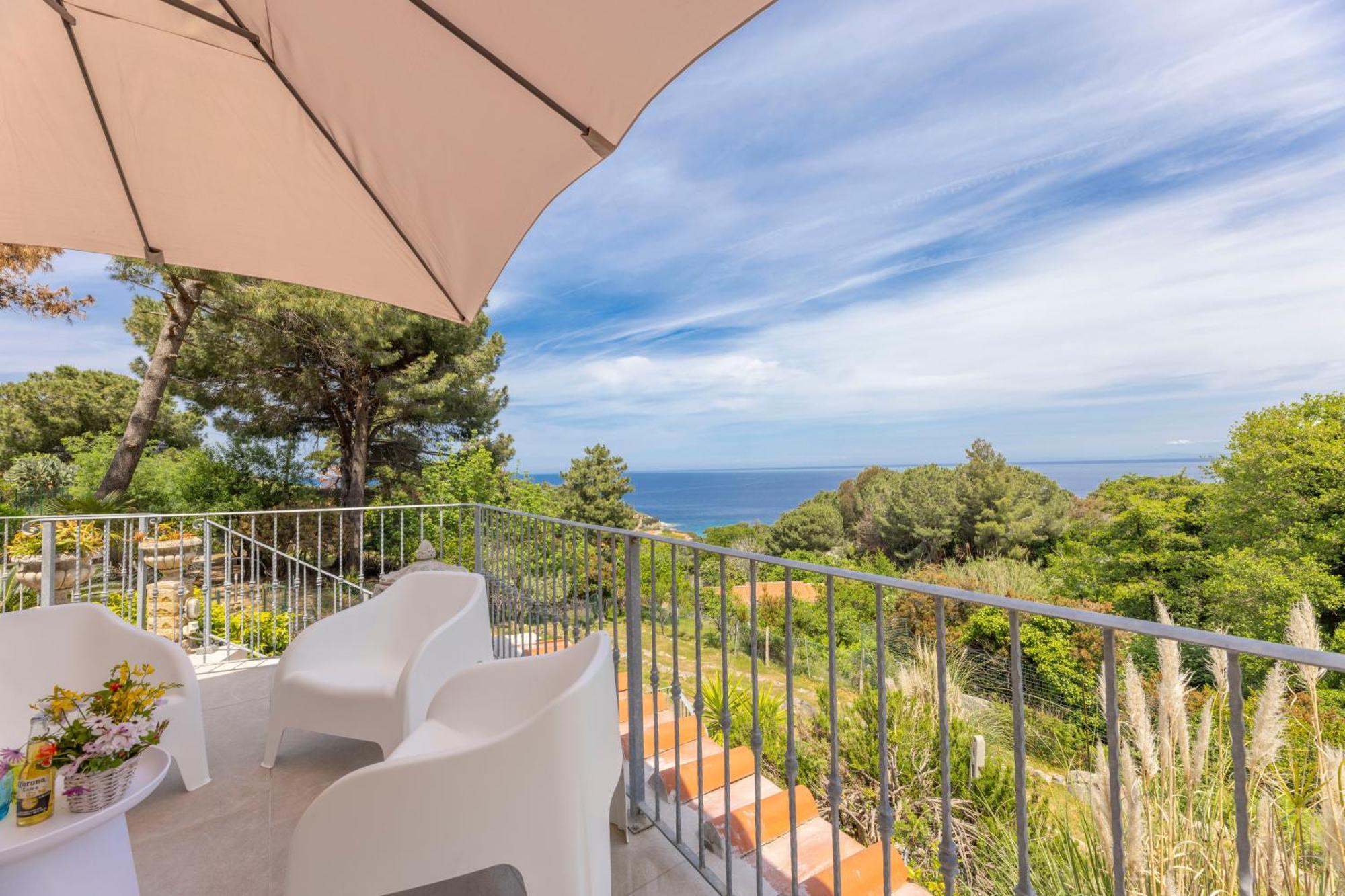 Holiday home Casa Panoramica Bouganville